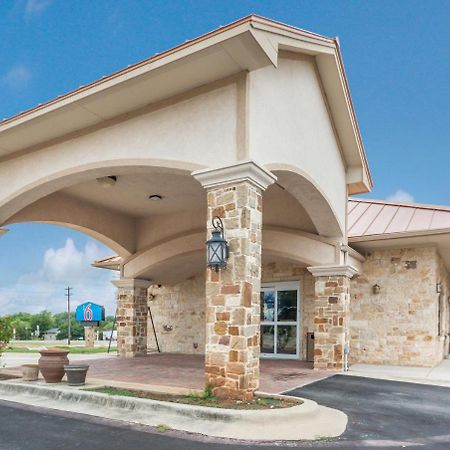 Motel 6 Floresville Eksteriør billede